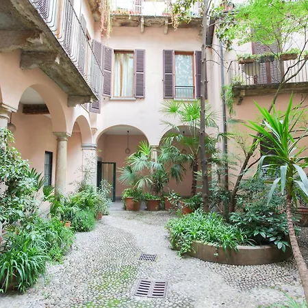 Fancy Blue Duomo Duplex Appartement Milan