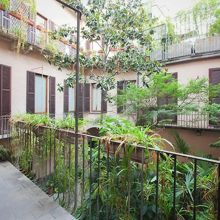 Fancy Blue Duomo Duplex شقة *